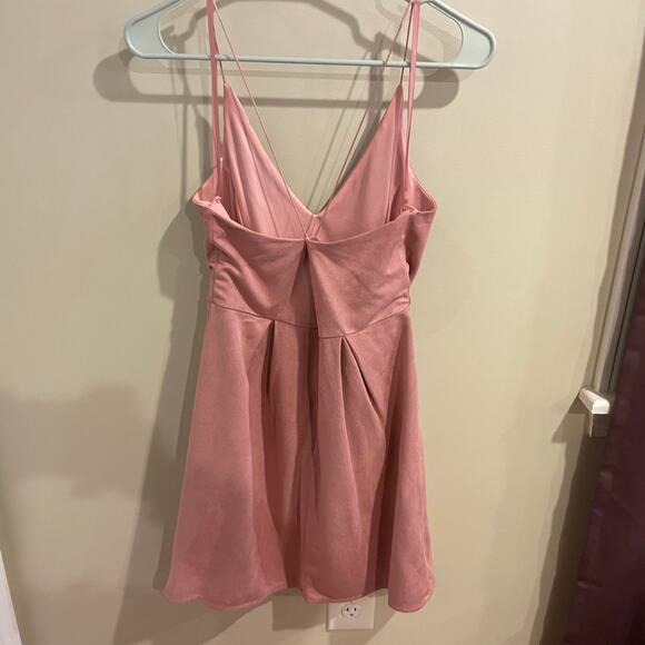 She + Sky Pink Criss Cross Back Velvet Look Sleeveless Dress Size M - Picture 3 of 11